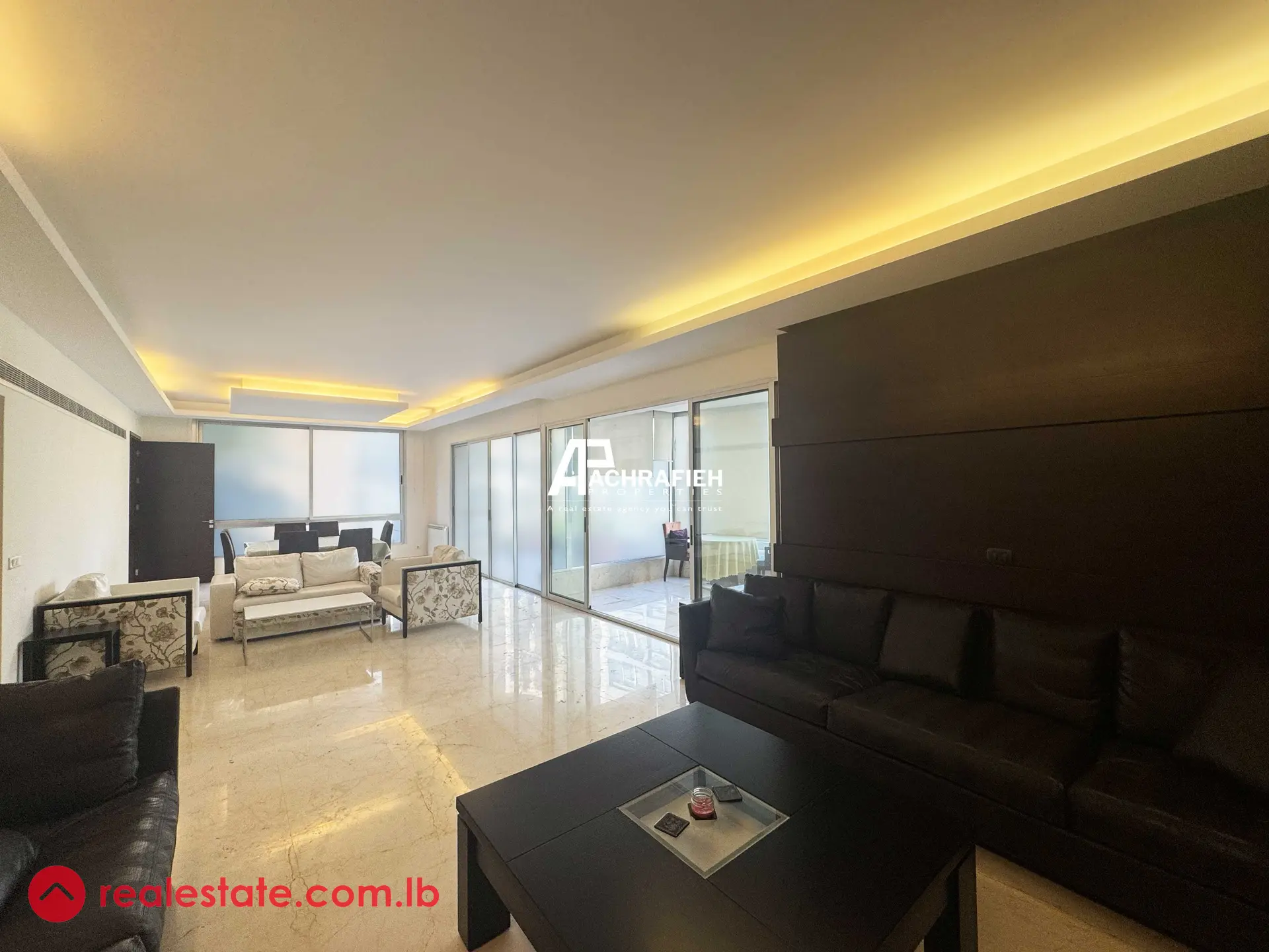 270 Sqm | 3 Bedrooms | For Sale in Tabaris 2 image 2